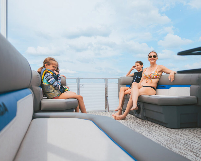Les pontons Armada